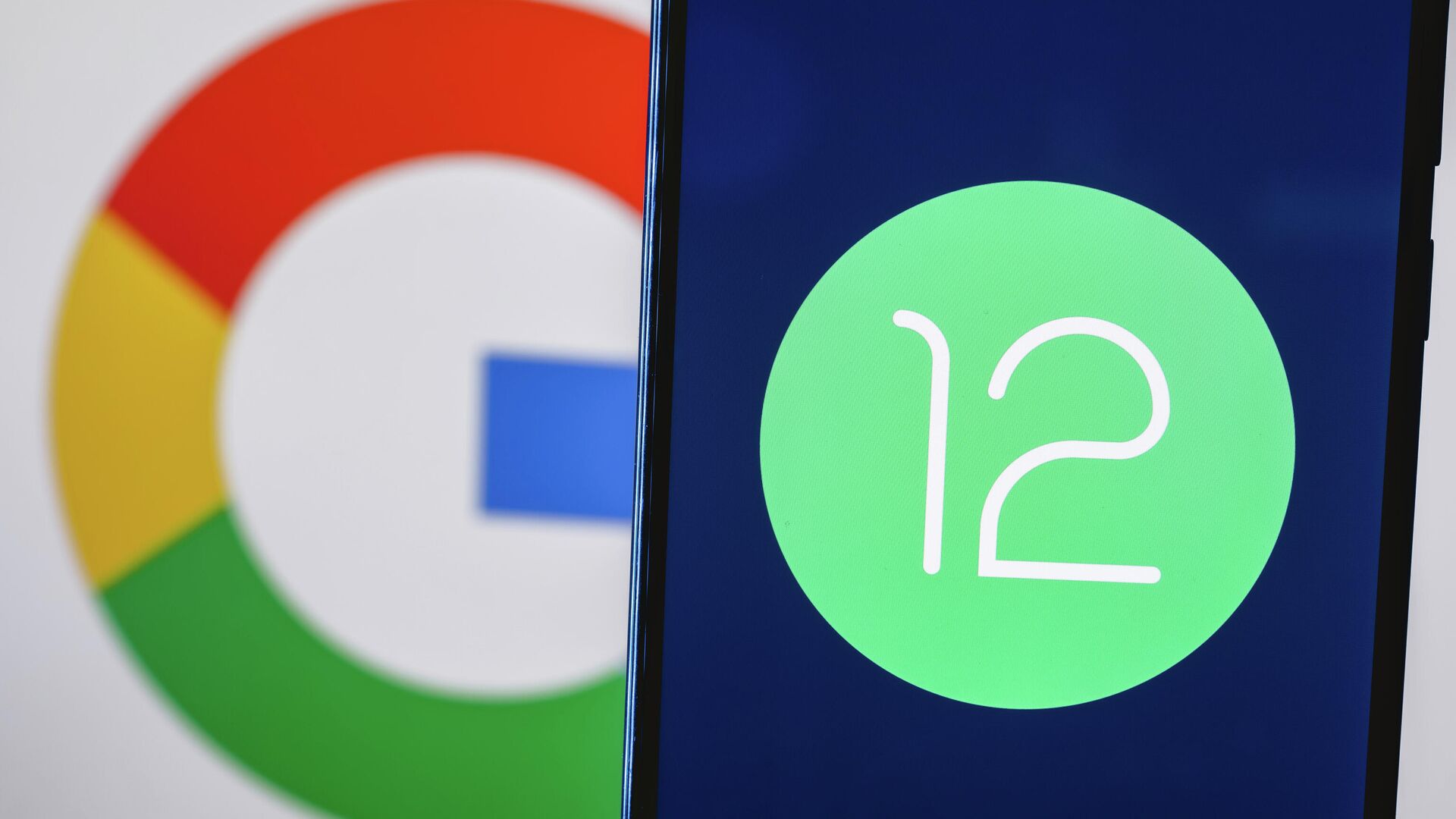 Google покажет спецверсию Android 12 для планшетов и гибких смартфонов