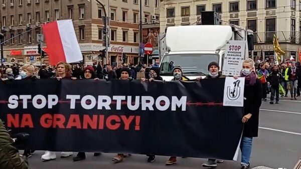 Митинг в Варшаве: Нет пыткам на границе