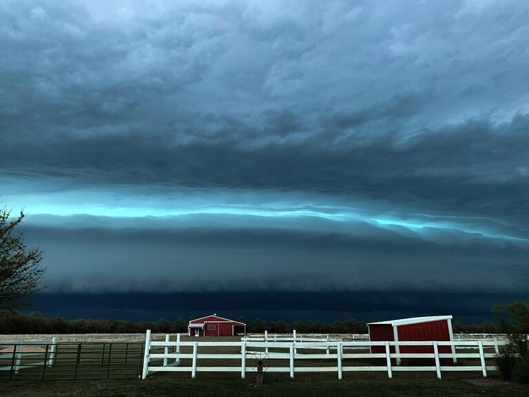 Работа фотографа Phoenix Blue Kansas Storm, победившая в категории Young Weather Photographer of the Year 2021 в фотоконкурсе Weather Photographer of the Year 2021