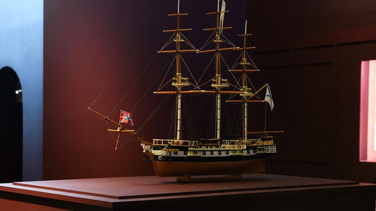 Экспедиционный шлюп Нева, автор модели Ю. В. Стадник, вторая половина XX века Экспедиционный шлюп Нева, автор модели Ю. В. Стадник, вторая половина XX века