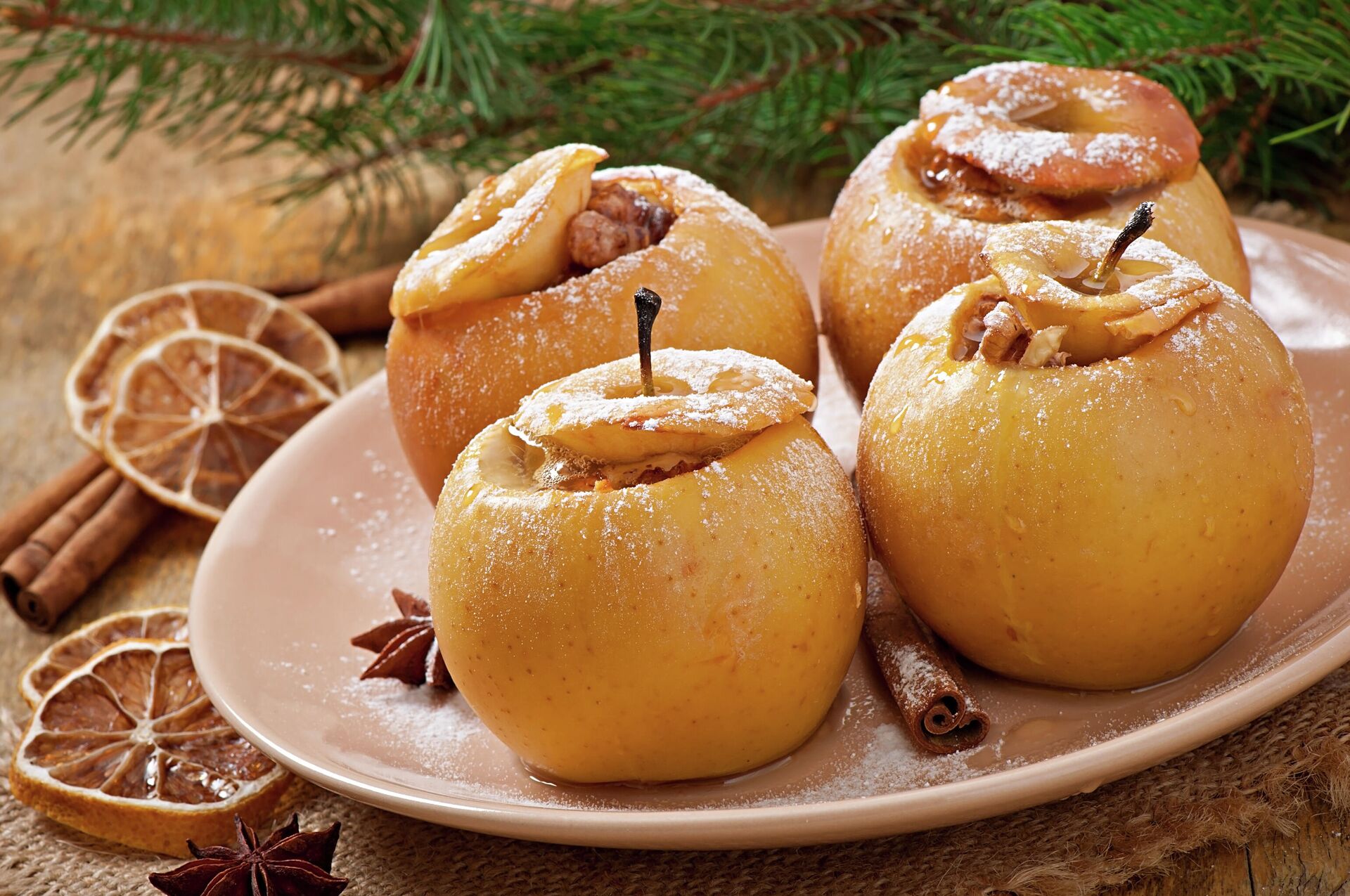 Рецепт печеных яблок в духовке с медом. Печеные яблоки. Запечённые яблоки в духовке. Запеченные яблоки с корицей. Яблоки с корицей в духовке.