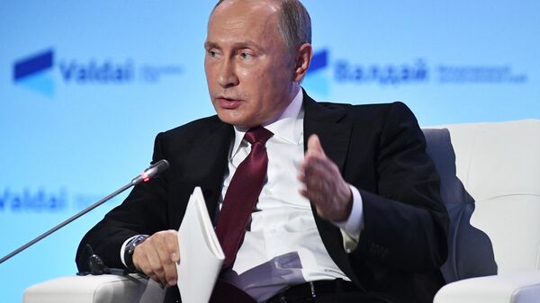 LIVE: Путин выступает на пленарном заседании Валдайского дискуссионного клуба