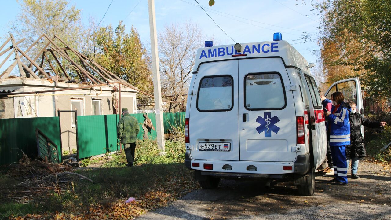 В Макеевке при падении частей сбитых ракет пострадали две женщины - РИА  Новости, 01.07.2024