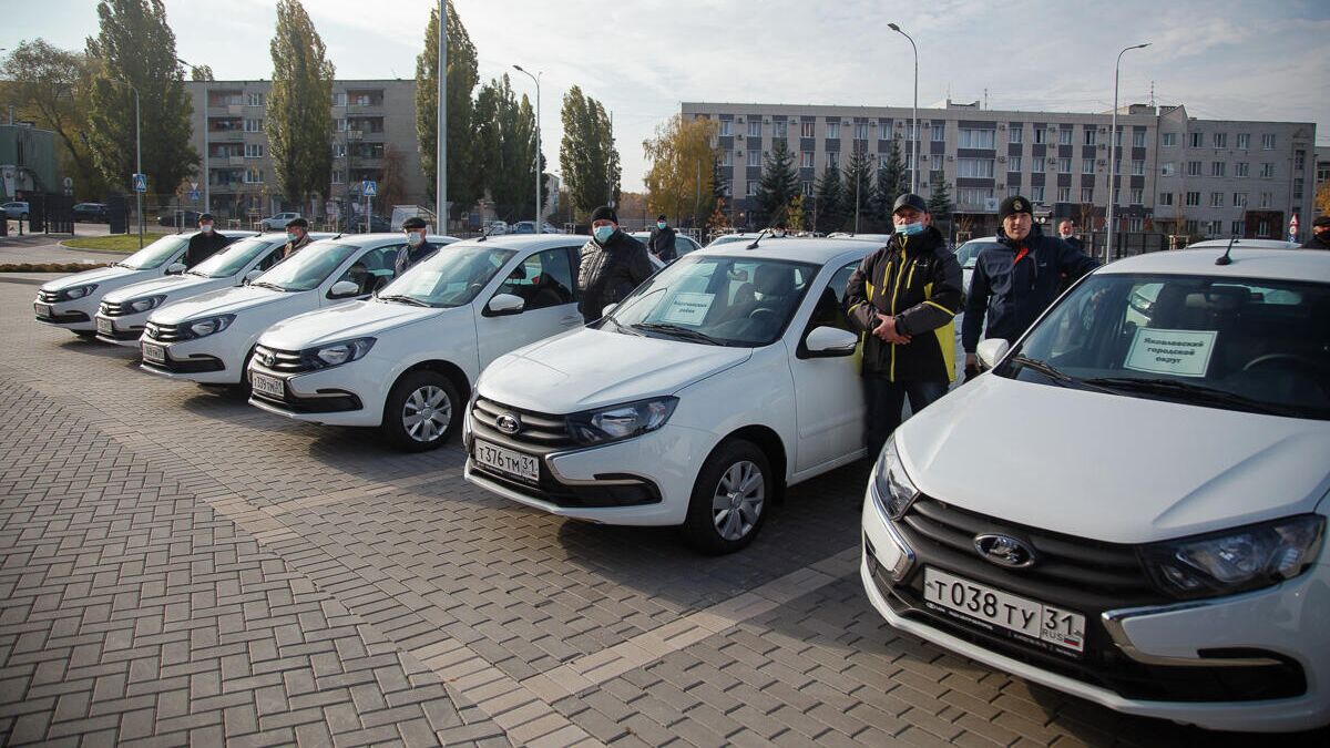 Медучреждения Белгородской области получили 43 легковых автомобиля  - РИА Новости, 1920, 22.10.2021