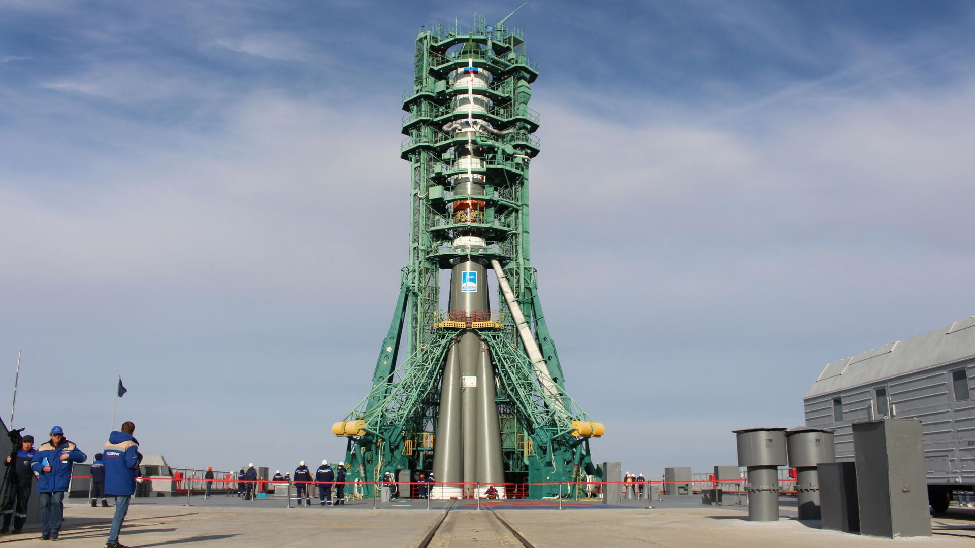 Госкомиссия допустила к старту к МКС украшенную хохломой ракету "Союз"