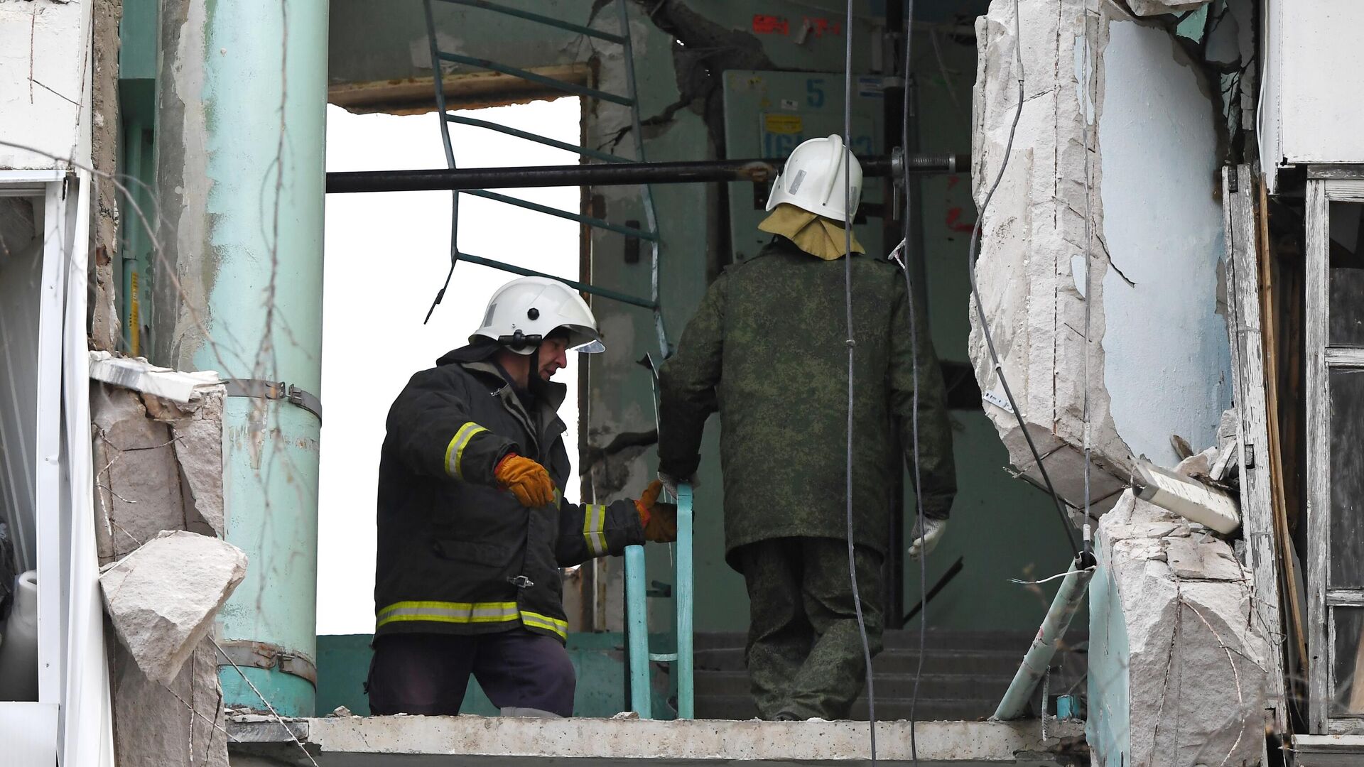 Дом в Набережных Челнах, где взорвался газ, обследуют сегодня - РИА  Новости, 26.10.2021