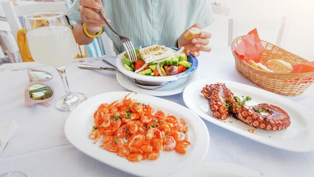 Это блюдо из сырого мяса или соуса? Мы говорим о нем все