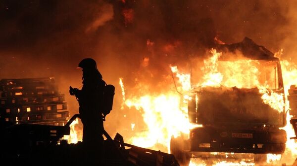 Пожар на территории промзоны в Воронеже