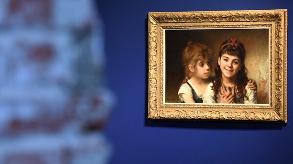 Картина Алексея Харламова Подружки, представленная на предаукционной выставке Sotheby's в Москве.