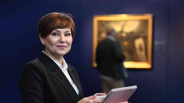 Генеральный директор Sotheby's Россия Ирина Степанова на презентации лотов русских торгов в Москве.