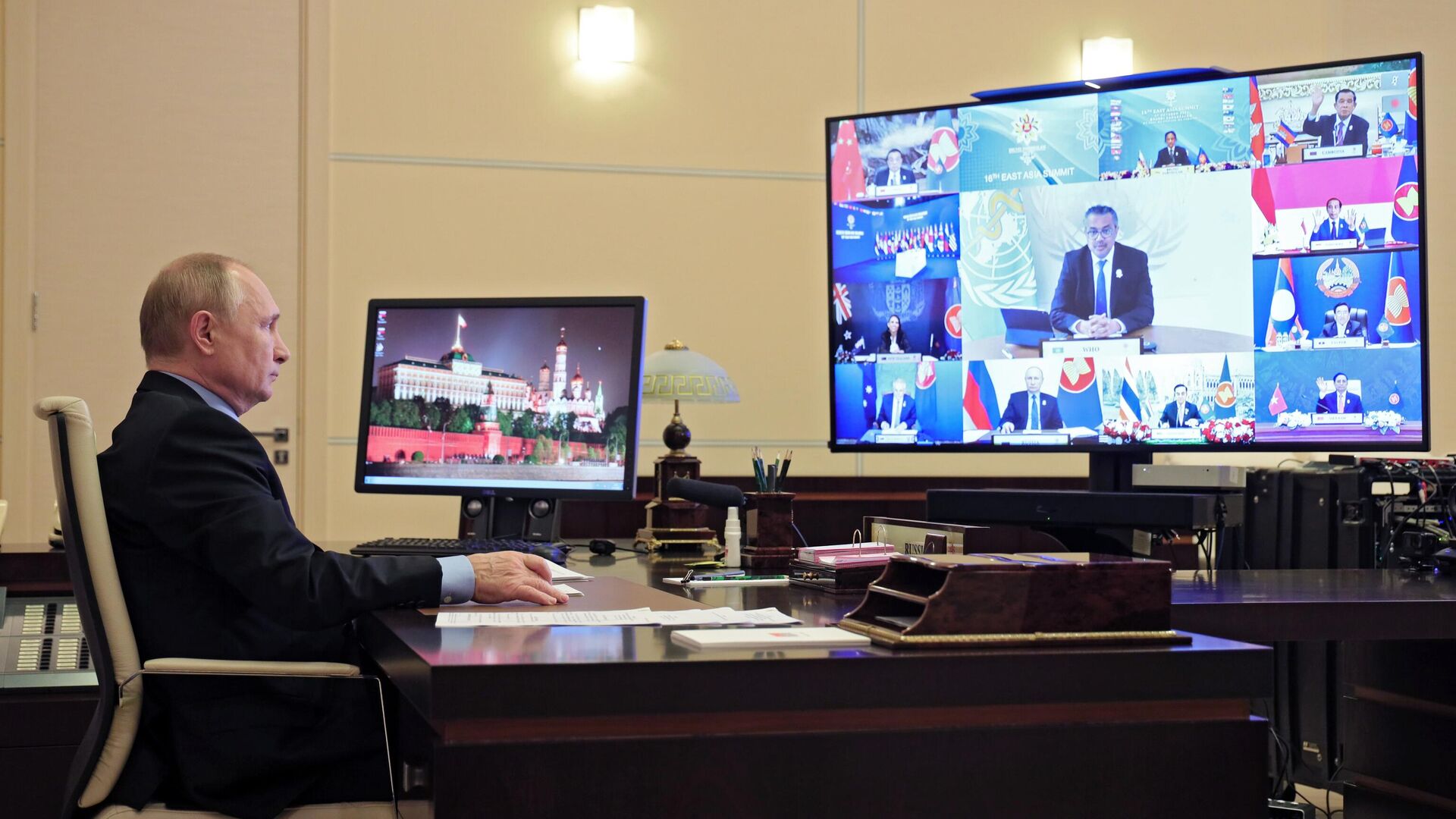Путин проведет оперативное совещание с членами Совбеза