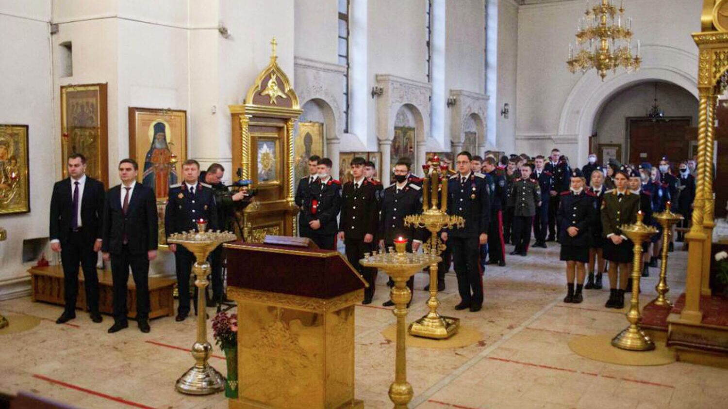 Студенты Первого казачьего университета принесли присягу в храме - РИА Новости, 1920, 27.10.2021