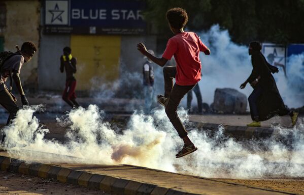  Демонстрация против военного переворота, Судан