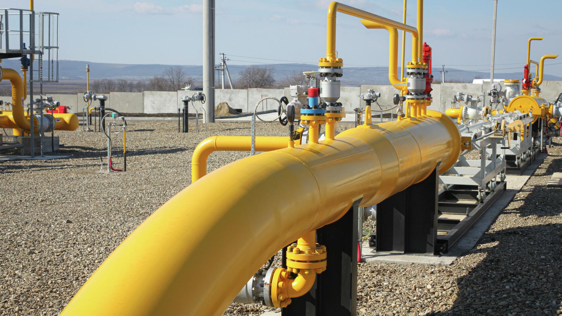 "Газпром" увеличил транзит газа через Украину до максимума