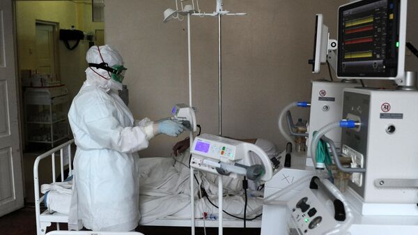 Врач-реаниматолог в госпитале для больных COVID-19 в Тамбовской областной больнице