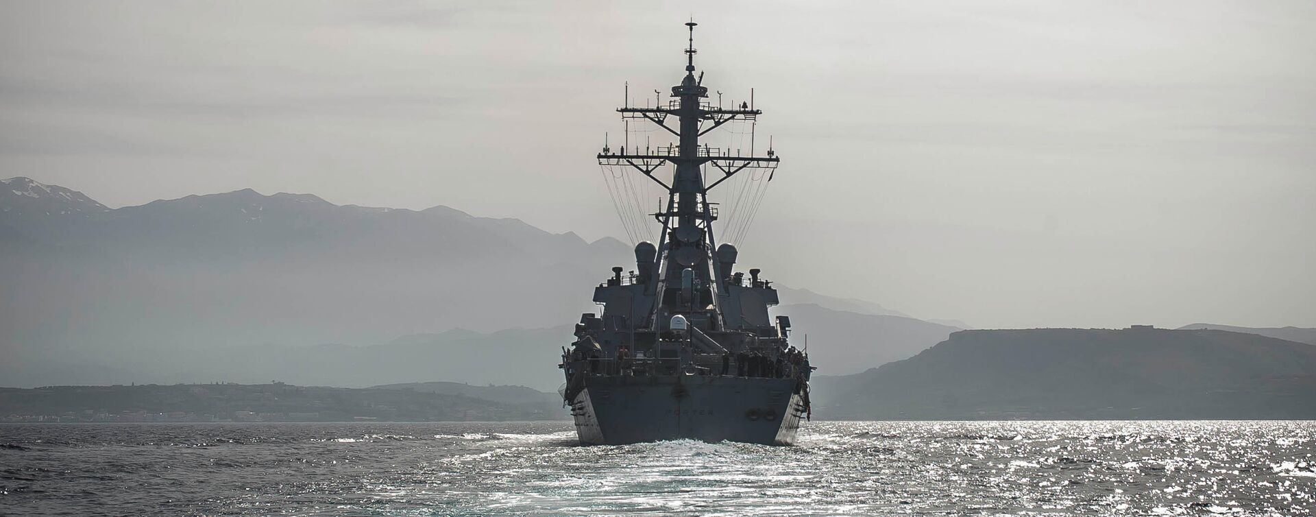 Эсминец ВМС США Портер движется в Черное море Эсминец ВМС США Портер движется в Черное море - РИА Новости, 1920, 10.11.2021