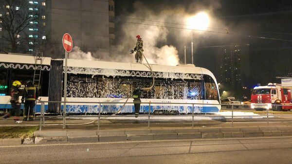 Возгорание трамвая на улице Чертановской в Москве