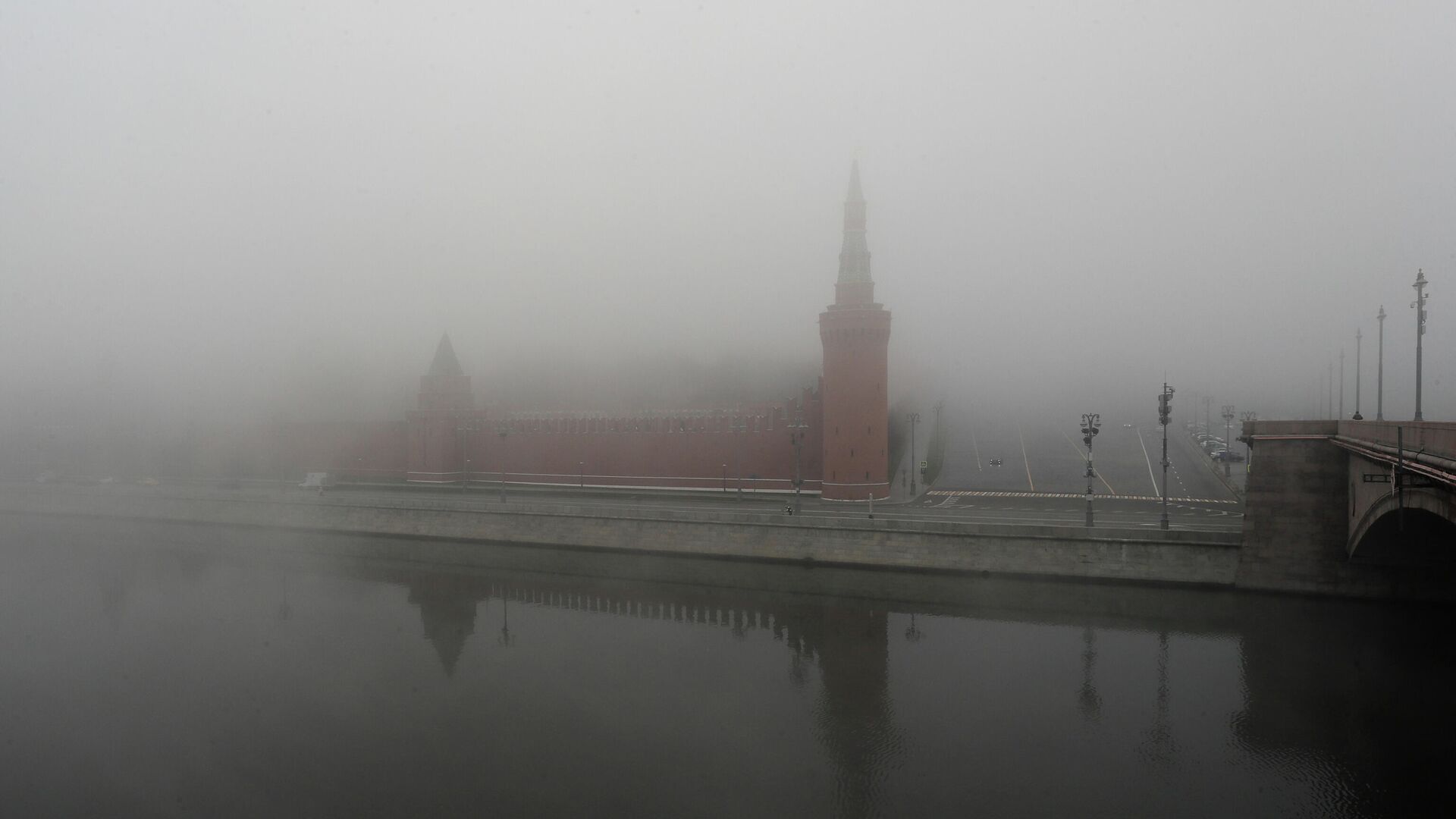 Московский кремль во время тумана - РИА Новости, 1920, 02.11.2021