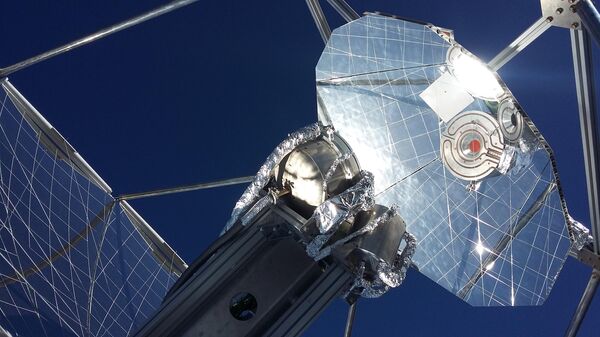 Солнечная топливная система, установленная на крыше здания Швейцарской высшей технической школы в Цюрихе