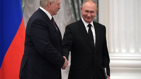 LIVE: Путин принимает участие в заседании Высшего Госсовета Союзного государства России и Белоруссии 