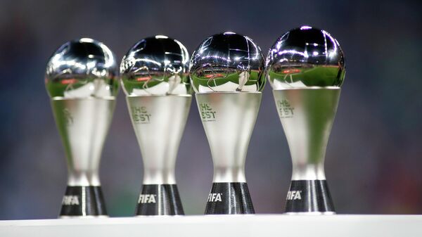 Награды ФИФА лучшим игрокам и тренерам года