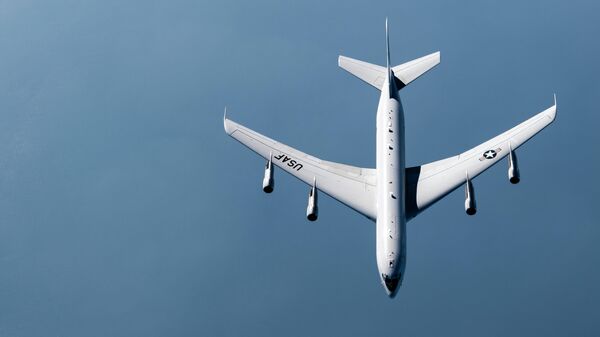 Самолет разведки наземных целей и управления нанесением ударов Е-8С ВВС США