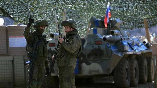 Российские миротворцы на блокпосту в Лачинском коридоре в Нагорном Карабахе