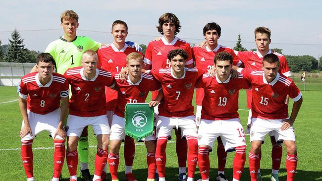 Юношеская сборная России по футболу до 19 лет