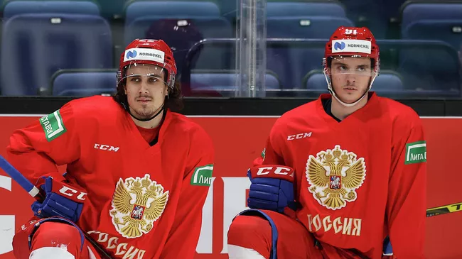 Хоккеисты сборной России