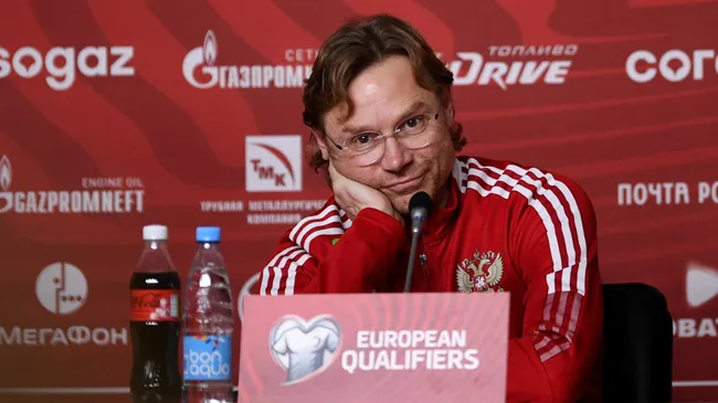 Валерий Карпин
