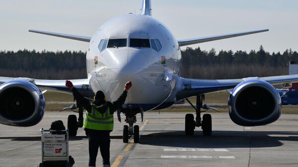 Самолет Boeing 737-500 белорусской авиакомпании Белавиа