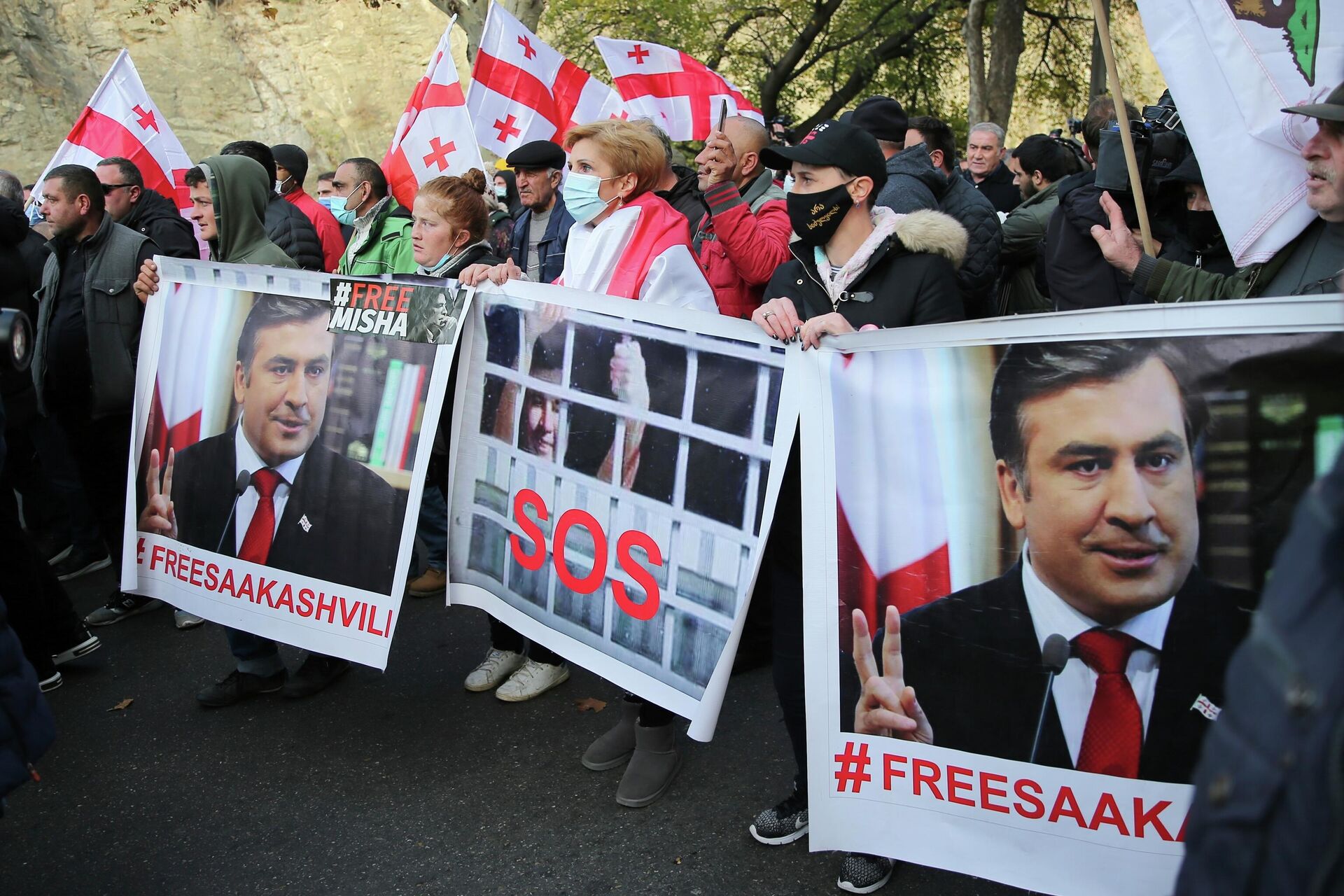 Сторонники Михаила Саакашвили на митинге в его поддержку в Тбилиси, Грузия - РИА Новости, 1920, 17.08.2022