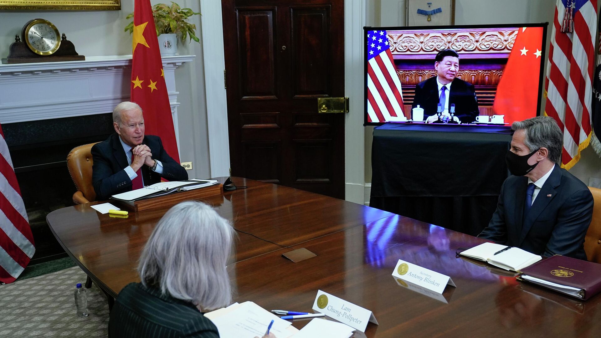 Президент США Джо Байден во время встречи с председателем КНР Си Цзиньпином в режиме видеоконференции - РИА Новости, 1920, 28.07.2022