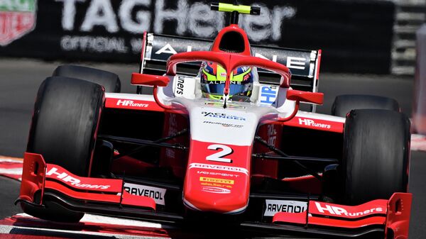 Австралийский гонщик Оскар Пиастри на одном из этапов Гран-при Формулы-2
