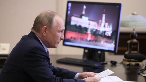 Президент РФ Владимир Путин проводит совещание по вопросам развития генетических технологий