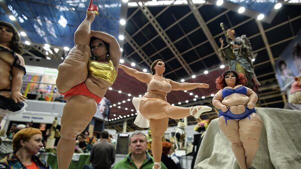 Куклы с целлюлитом на международной выставке-ярмарке