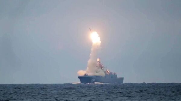 Запуск гиперзвуковой ракеты Циркон с фрегата Адмирал Горшков в Белом море 