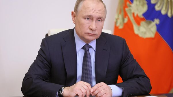 LIVE: Путин принимает участие в расширенном заседании коллегии МИД РФ
