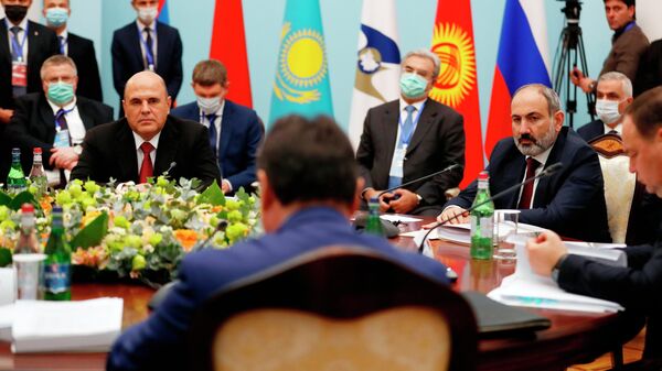 Председатель правительства РФ Михаил Мишустин на заседании Евразийского межправительственного совета стран ЕАЭС в узком составе в Ереване