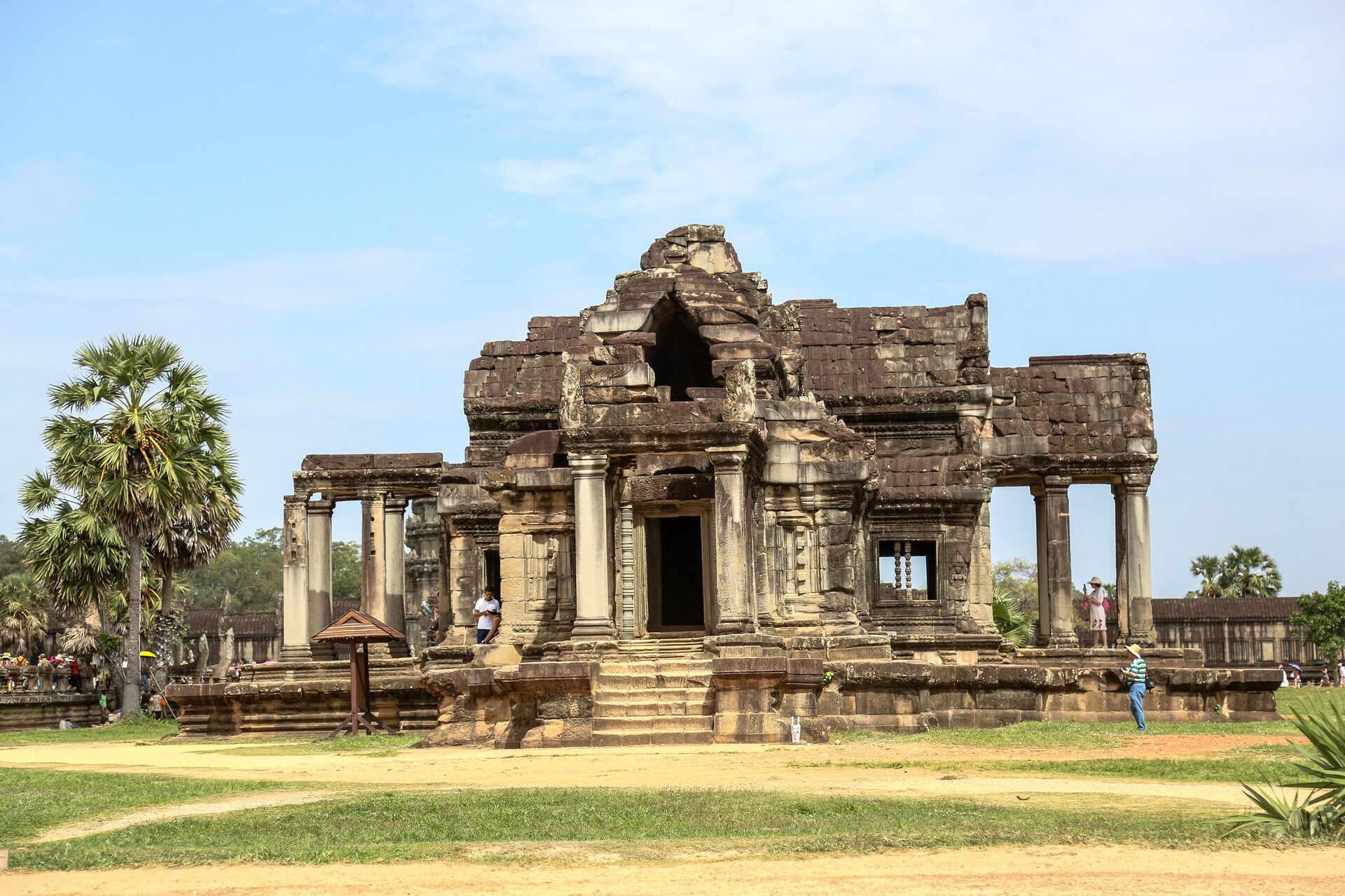 Индуистский храмовый комплекс Ангкор-Ват в провинции Сиемреап в Камбодже  - РИА Новости, 1920, 22.06.2022