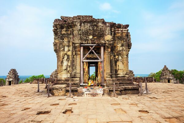 Храм Пном Бакхенг в Камбодже
