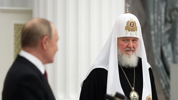 Путин лично поздравил патриарха Кирилла с днем тезоименитства