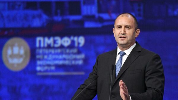 Луч света. Президент Болгарии переизбрался, признав Крым российским