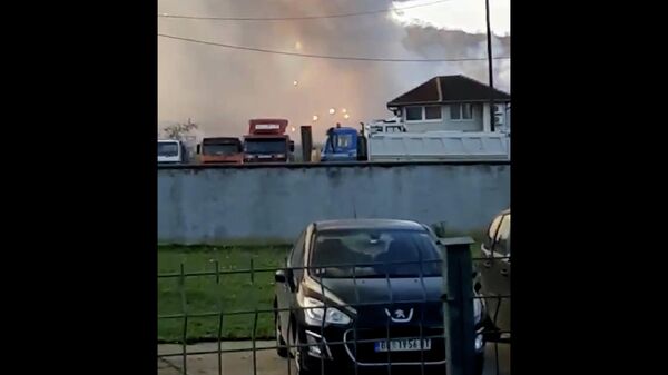 Взрыв на фабрике под Белградом: кадры очевидцев