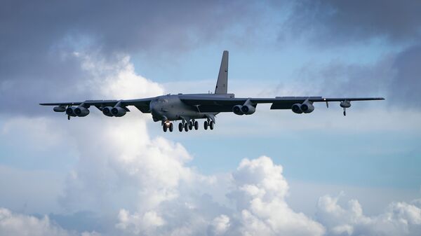 Американский стратегический бомбардировщик B-52H Stratofortress 