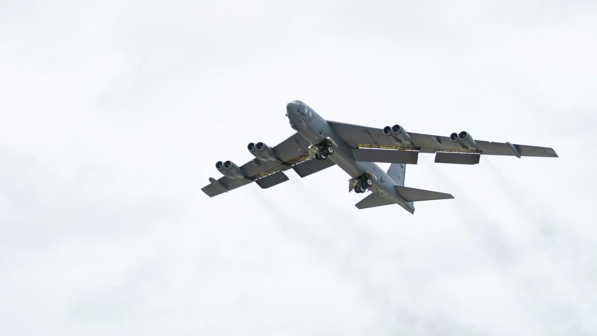 Американский стратегический бомбардировщик B-52H Stratofortress  - РИА Новости, 1920, 20.03.2023