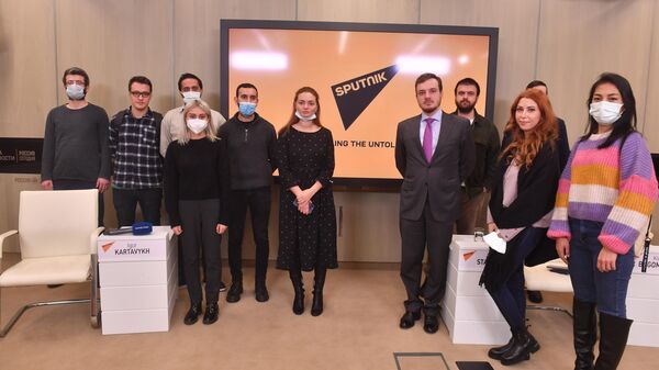 Состоялась очная сессия SputnikPro для журналистов из Турции