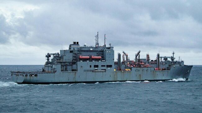 Корабль USNS Medgar Evers 