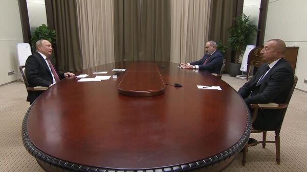 Путин, Пашинян и Алиев проводят встречу в Сочи