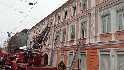 Пожар на улице Пискунова в Нижнем Новгороде - РИА Новости, 1920, 28.11.2021